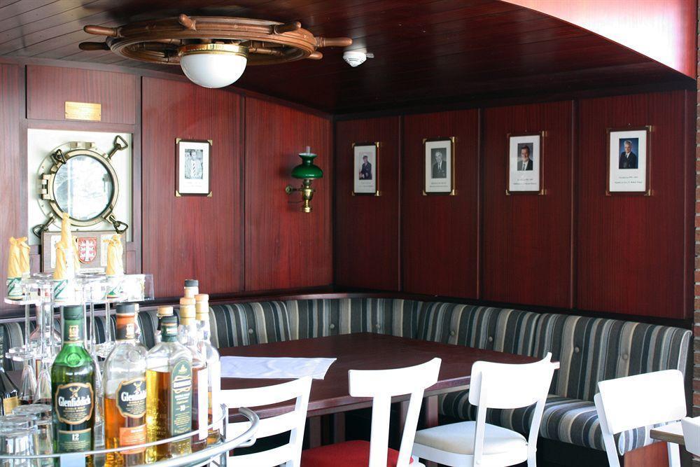 Hotel Admiral Scheer Laboe Esterno foto